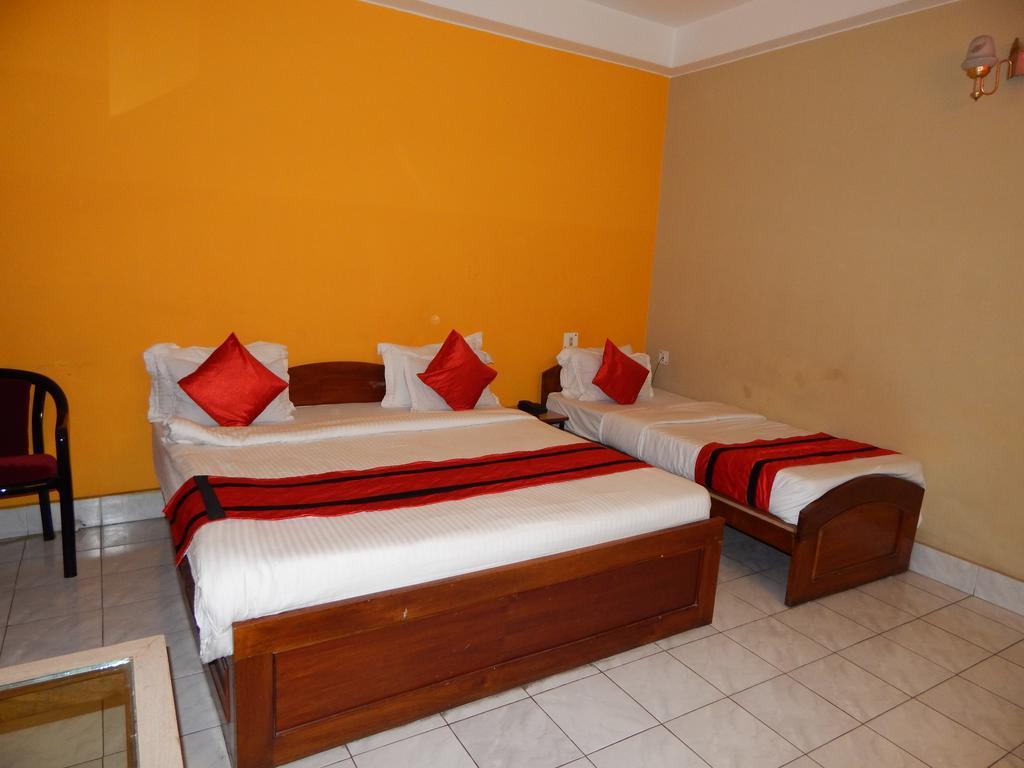 Breeze Hotel Siliguri Kamer foto