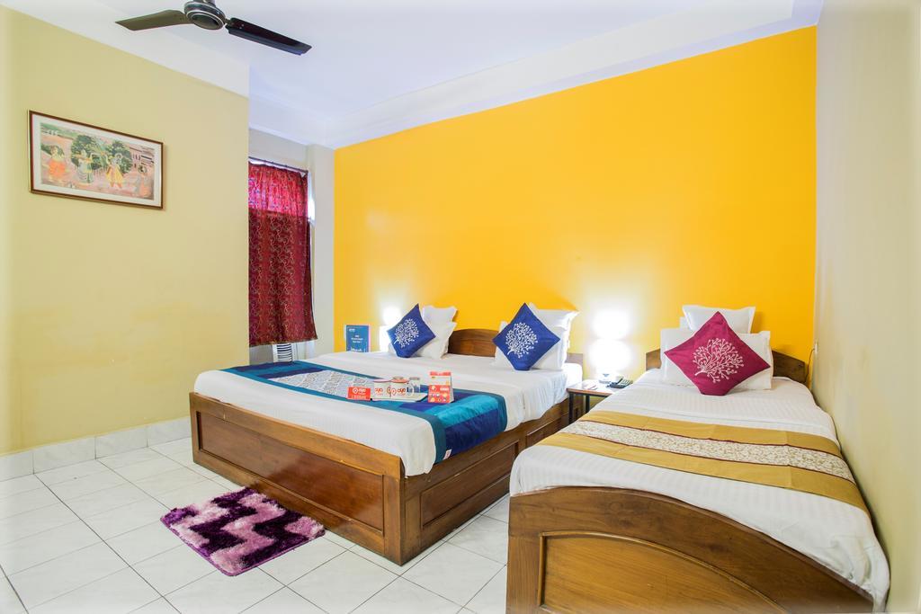 Breeze Hotel Siliguri Buitenkant foto