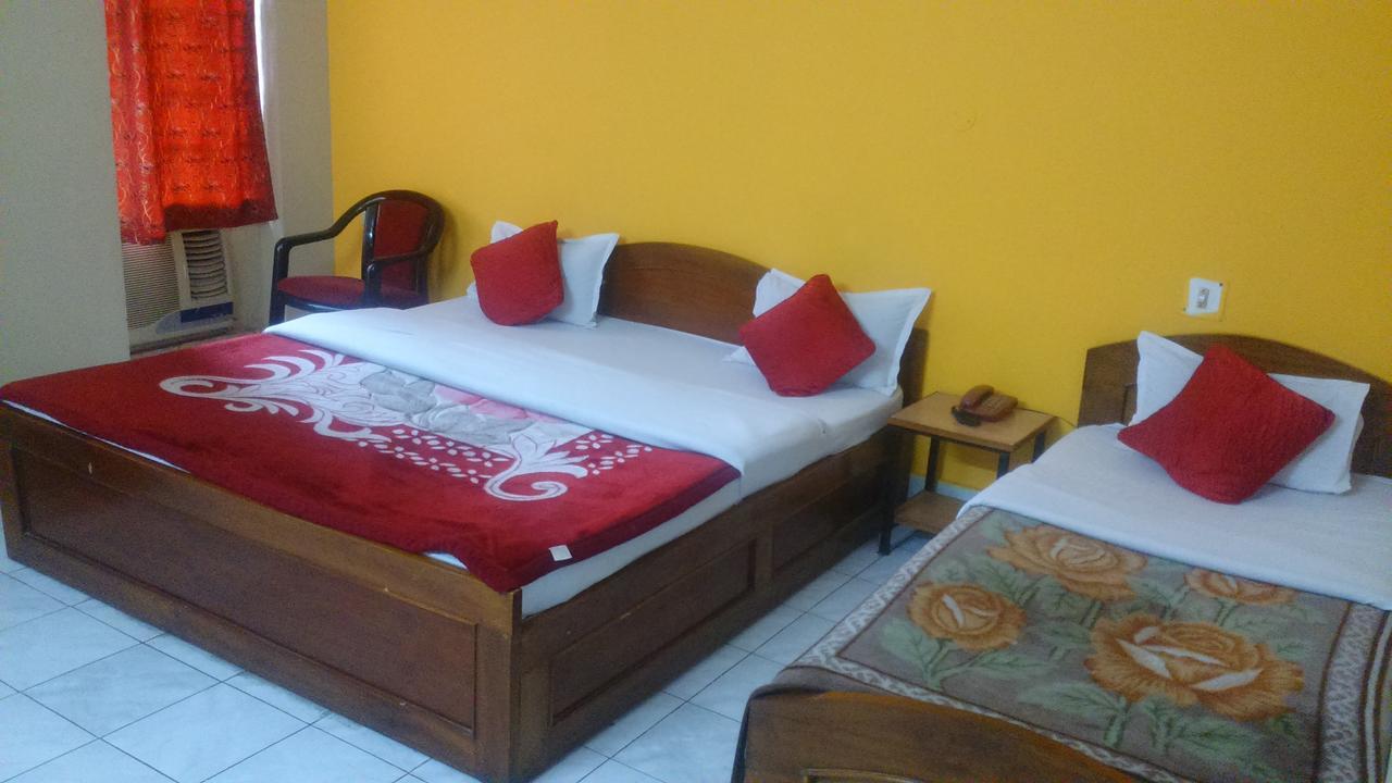 Breeze Hotel Siliguri Buitenkant foto