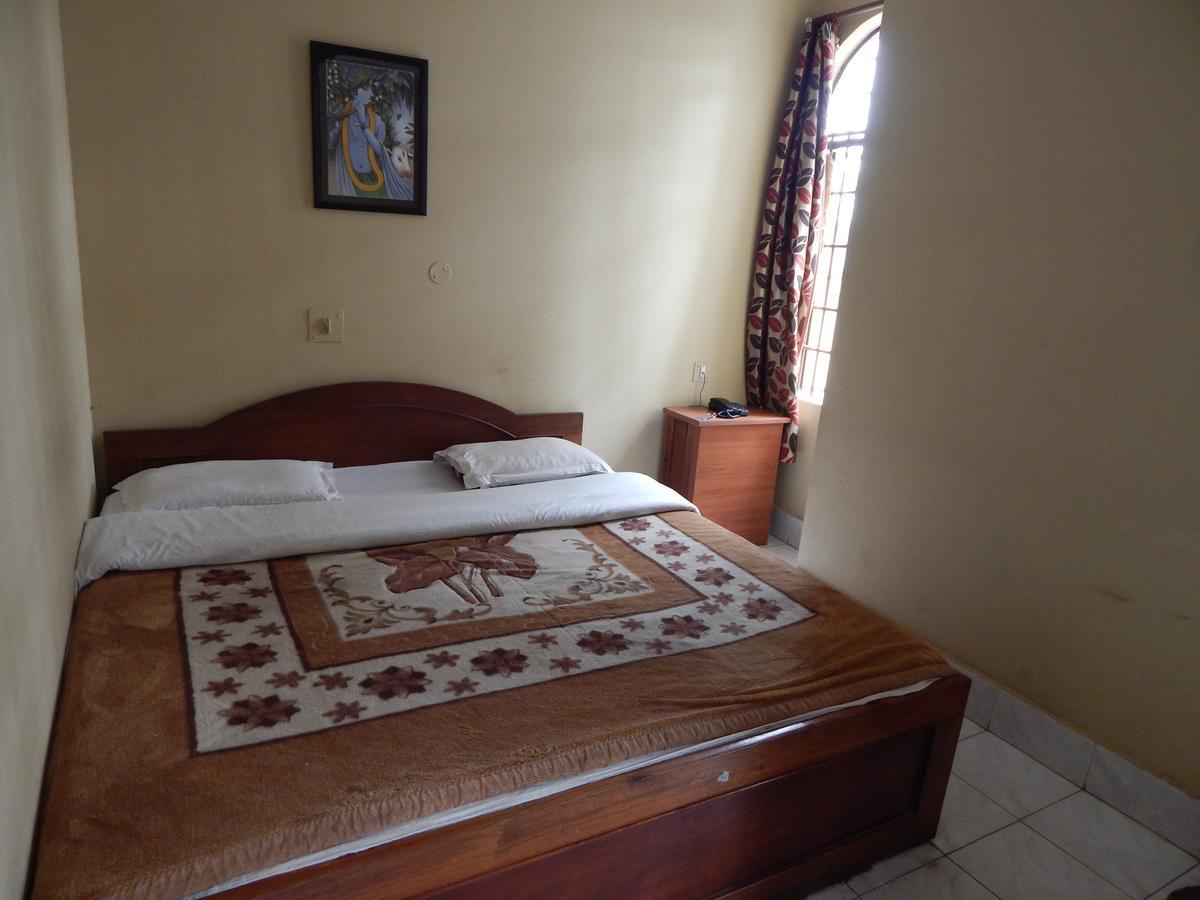 Breeze Hotel Siliguri Buitenkant foto
