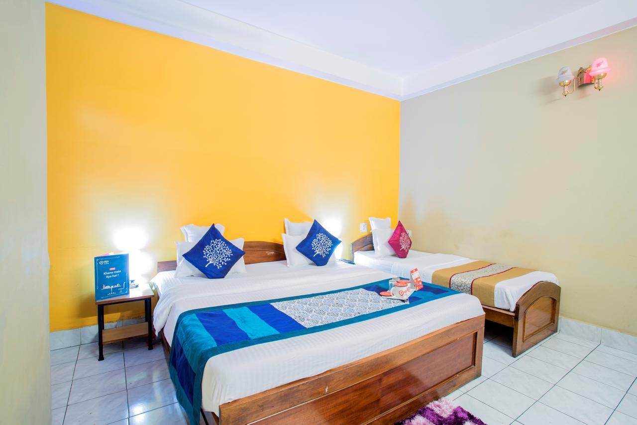 Breeze Hotel Siliguri Buitenkant foto