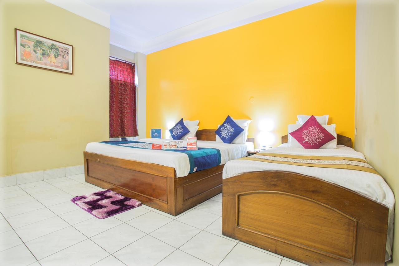 Breeze Hotel Siliguri Buitenkant foto
