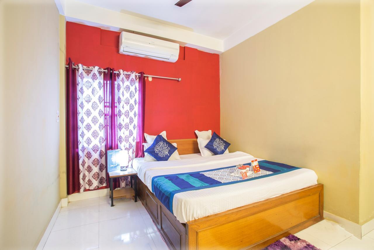 Breeze Hotel Siliguri Buitenkant foto